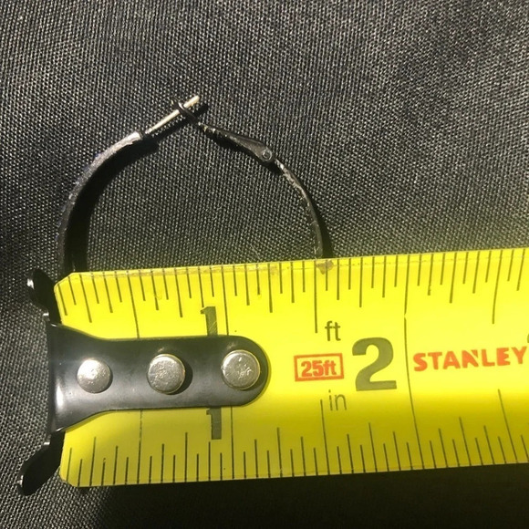 Fifth Avenue Collection pendant necklace and  hoop earring set (purple Ombré) - Picture 10 of 10